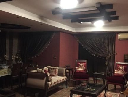 شقة سكنية رائعة للبيع آخر شارع القائم (ع)